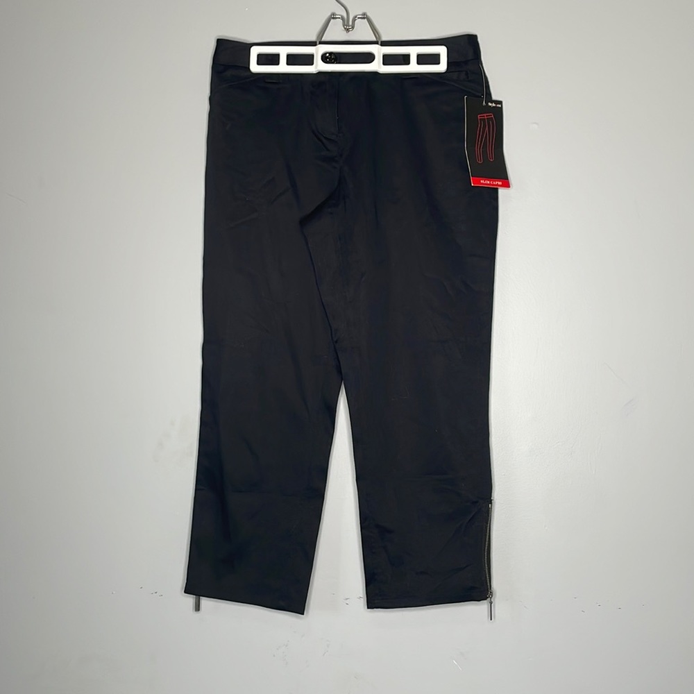 Style & Co Slim Capris
